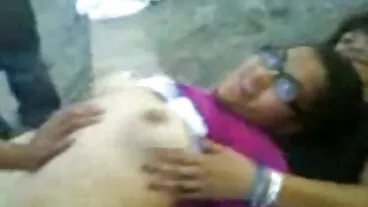 গৃহিণী মা বাজেট ফনজ দ্বারা দেশি চুদা চুদি ভিডিও প্রচন্ড আঘাত পেয়েছি