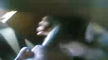 মিসেস www xxx চুদা চুদি হিউজেসের বিশাল ডং অভিজ্ঞতা