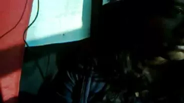বড়ো মাই বড় সুন্দরী মহিলা বড়ো বাংলা দেশি চুদা চুদি মাই